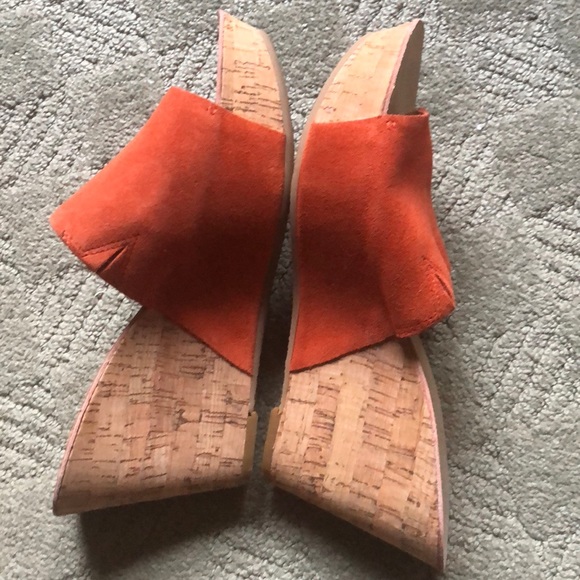 Wedge - Picture 3 of 3